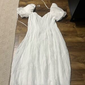 Lulu's White Puff Sleeve Sweetheart Midi Dress